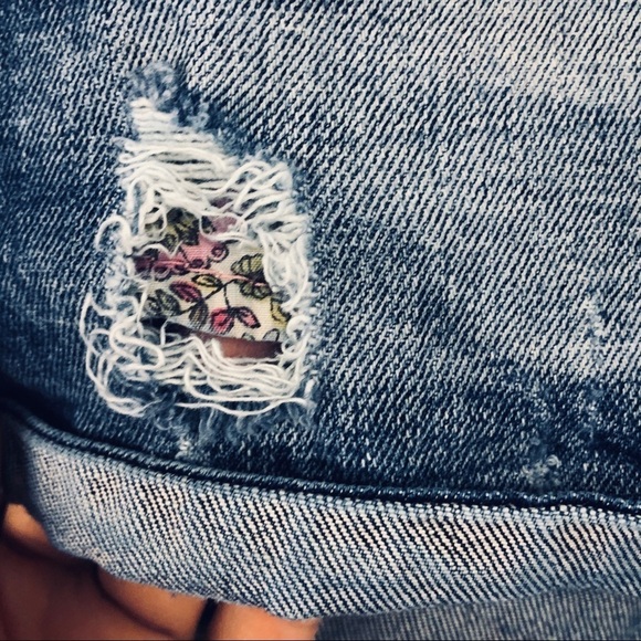 Zara Jean shorts size 6 - Picture 2 of 8